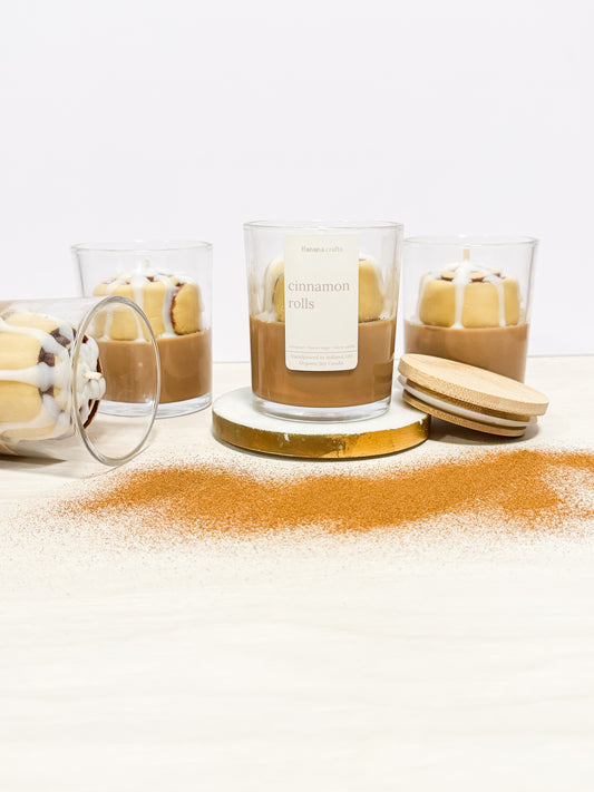 Cinnamon Roll Candle